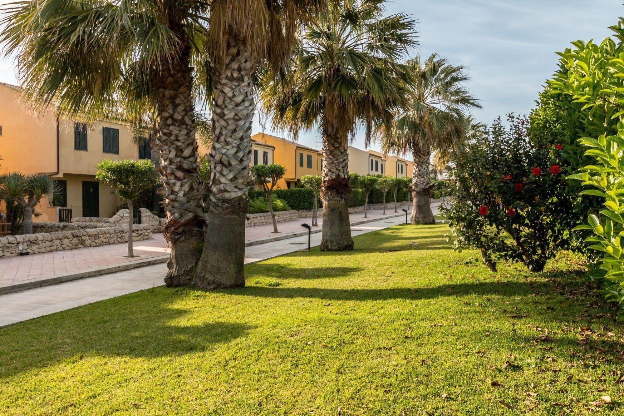 Andrea Doria Hotel Marina di Ragusa Exteriör bild
