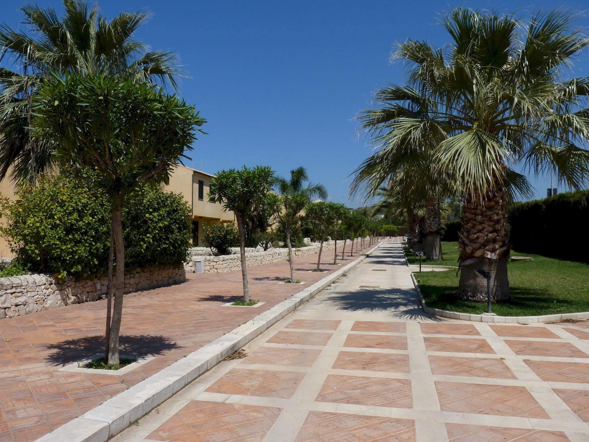 Andrea Doria Hotel Marina di Ragusa Exteriör bild